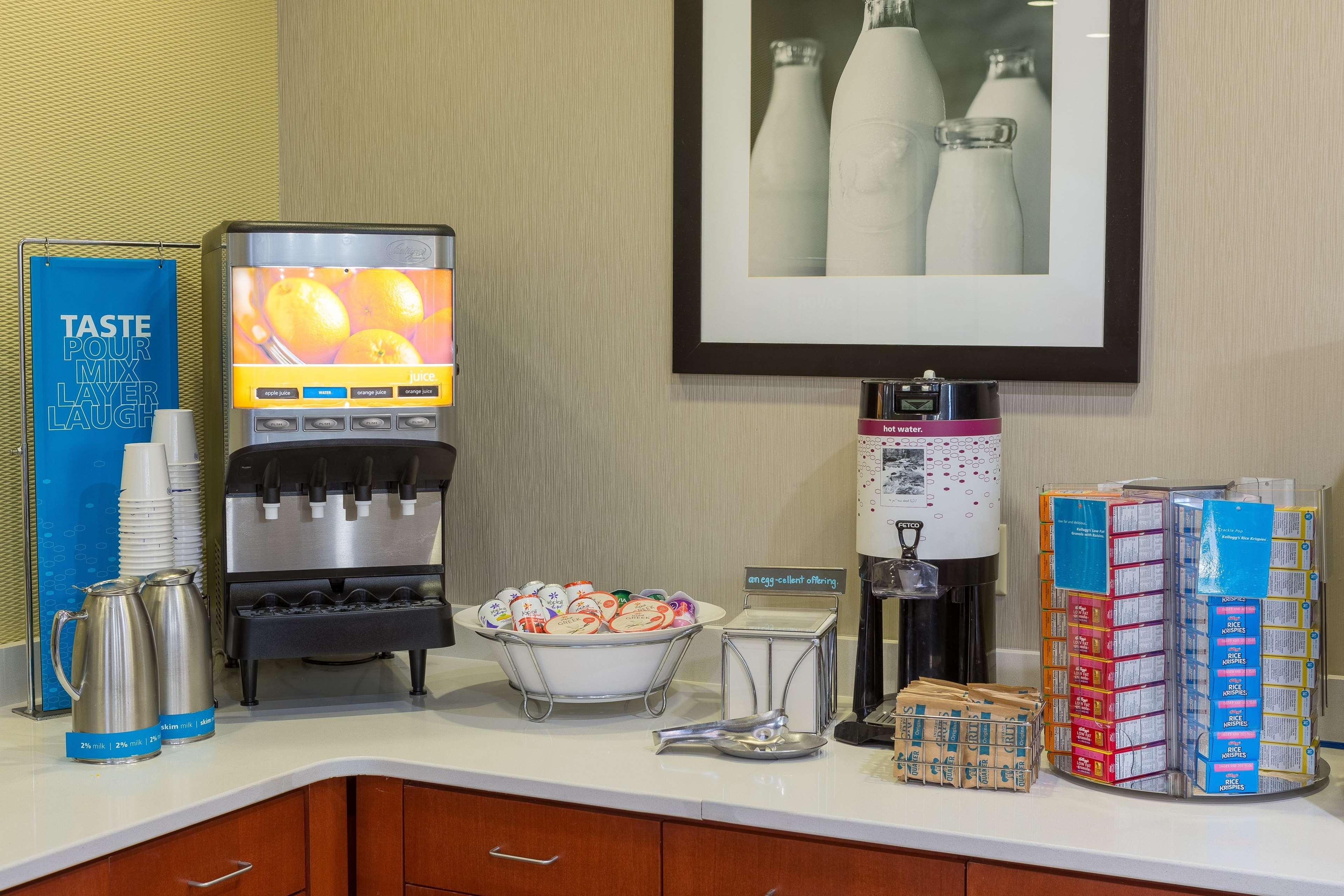 Hampton Inn & Suites Knoxville-Downtown Buitenkant foto