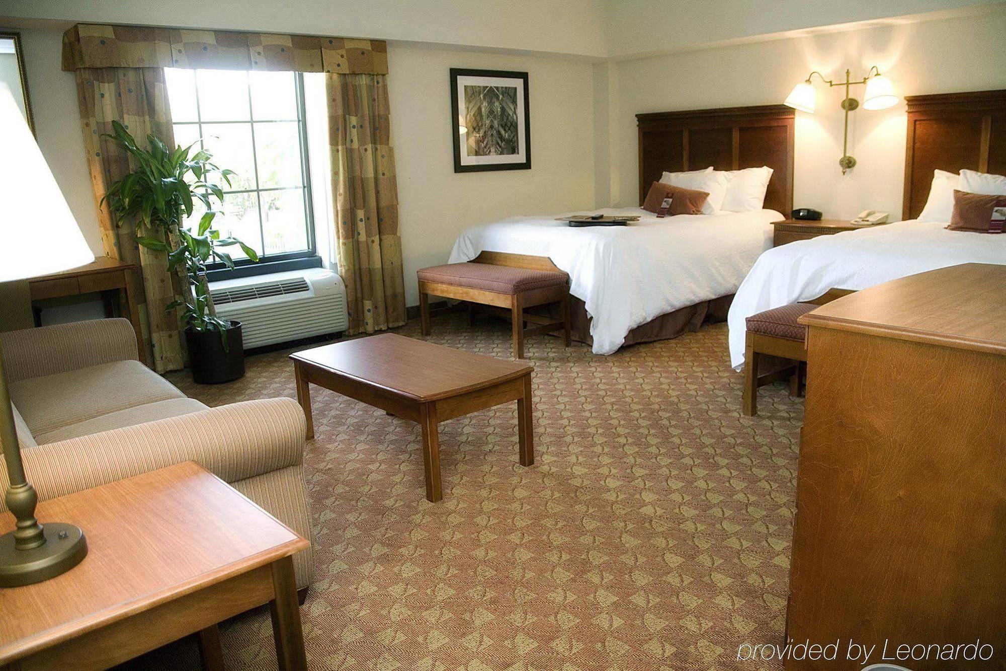 Hampton Inn & Suites Knoxville-Downtown Kamer foto